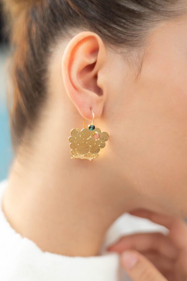 Boucles d'oreilles en forme de bulles avec pierres semi-précieuses verte et rose