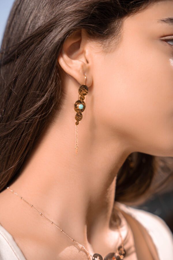 Boucles d'oreilles fines sages – Image 2